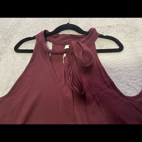 ELAN cold shoulder keyhole necktie blouse size medium new with tags burgundy - Picture 4 of 10